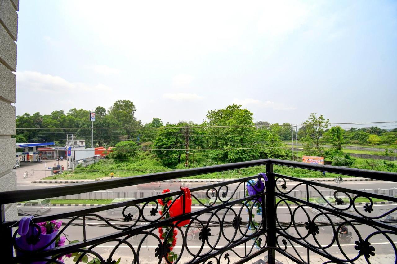 Fabhotel Prime Grand Palace Siliguri Buitenkant foto